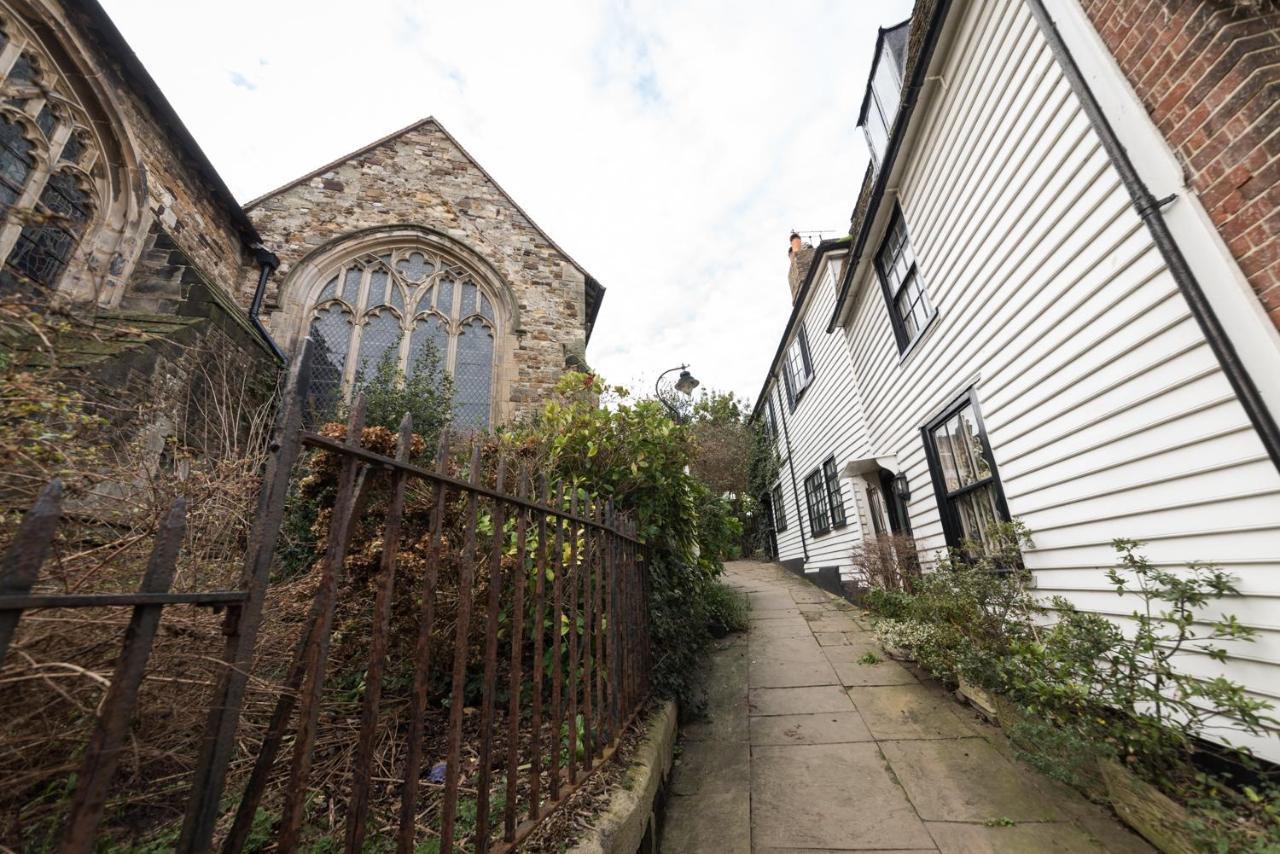 Historic Old Town Hastings Exterior foto